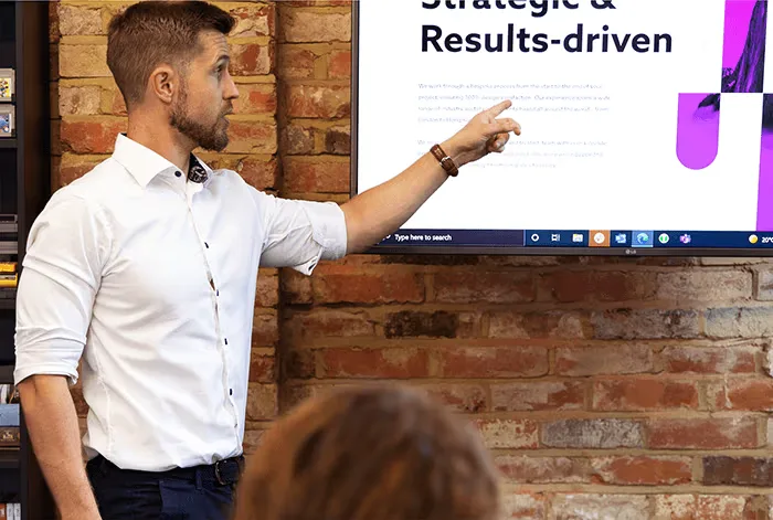 web design agency office presentation